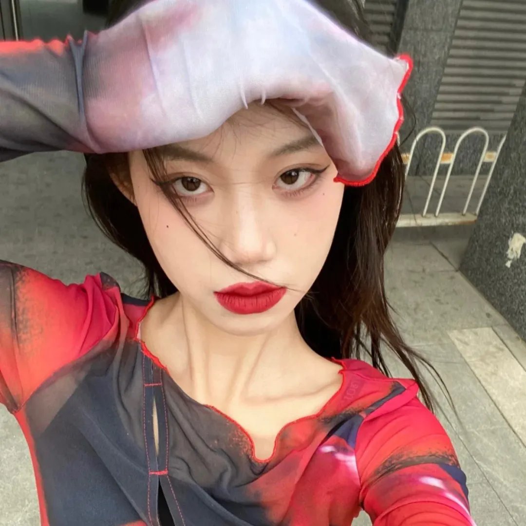 亲爱的萨玛海报