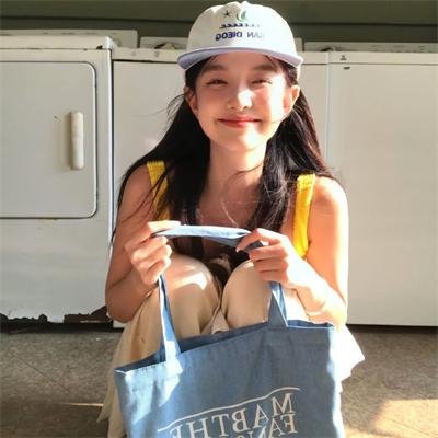 三新贵海报
